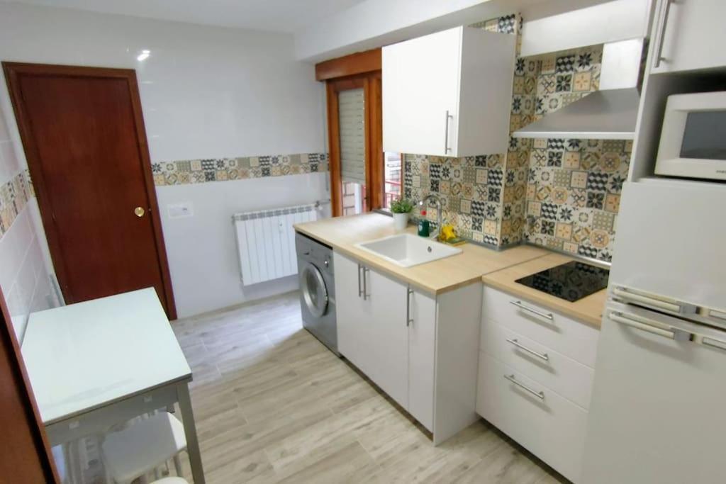 Ferienwohnung Leon Puro Centro Exterior foto